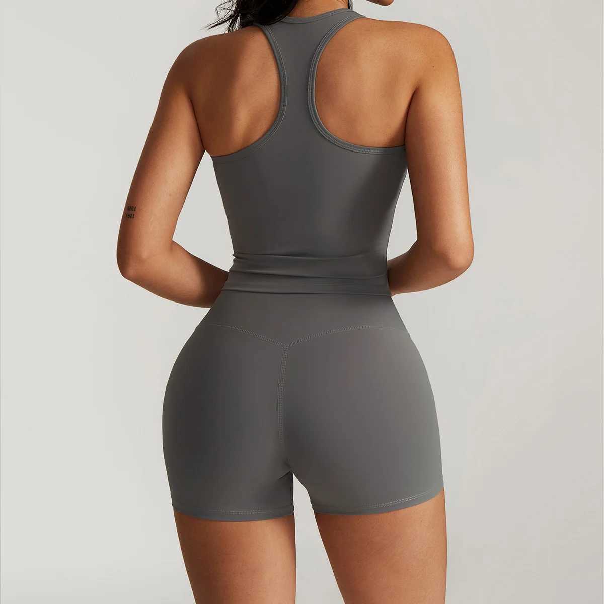 Women's Tracksuits Sets Women Gym Clothes 2 piece Seamless Sports culottes Fitness Workout Sportswear Tennis Skirt Leggings Tank Shorts Suit Y241