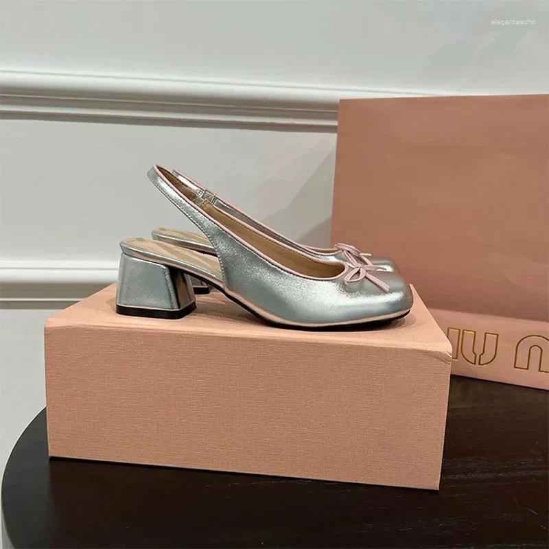 2025 S Fashion Designer Sandals Retro Free Shipping Pumps Block Heel Round Toe Patent Leather Women Shoes Sandals