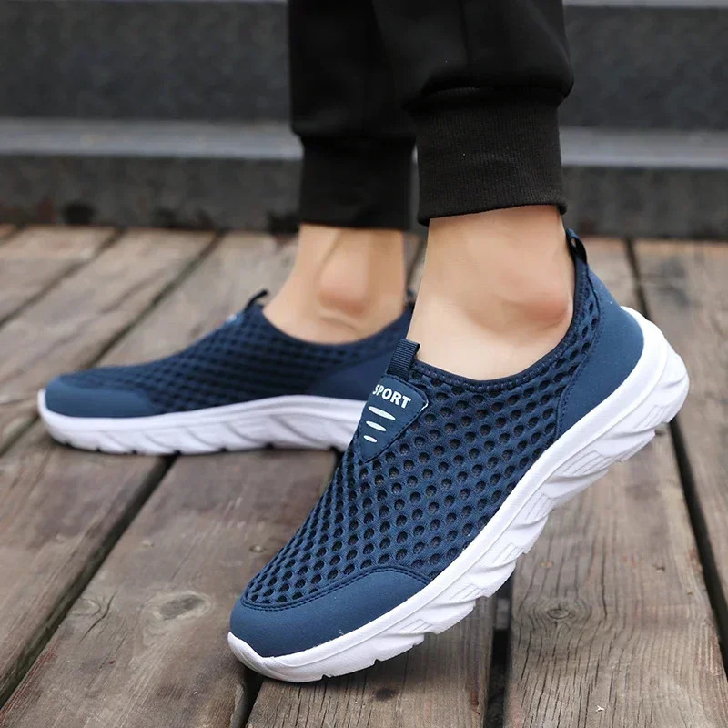 Sneakers Men Breathable Mesh Lightweight Casual Walking Man Shoes Slip-On Driving Men Loafers Zapatos Casuales 241028