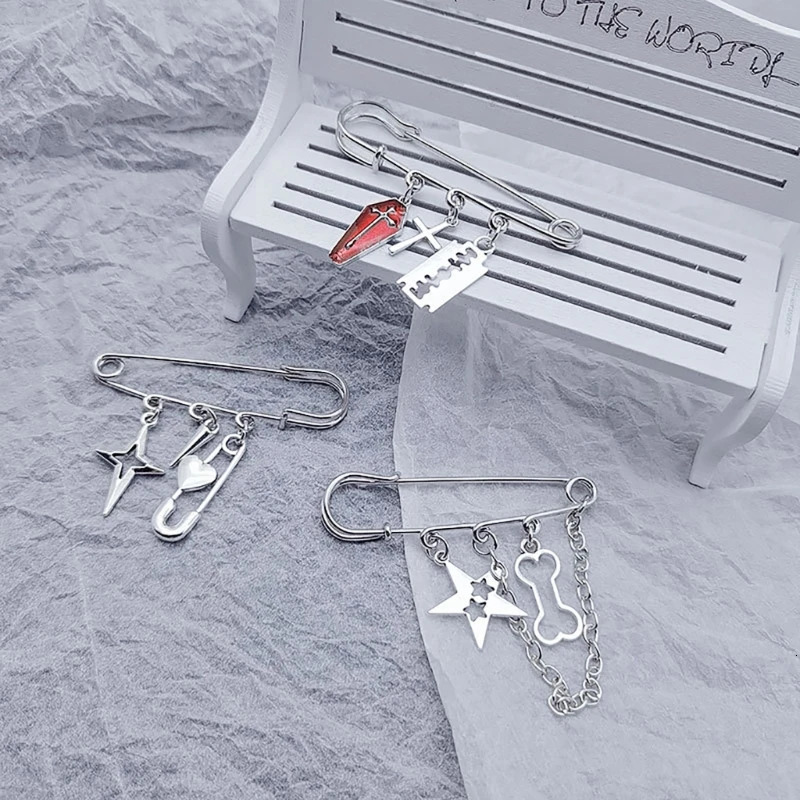 Gothic Brooch Cross BladeFivePointed Star heart Paper Clip Lapel Pin Fashion Sneaker Badge Shirt Collar Accessory 241028