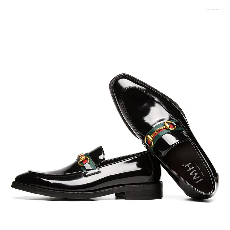 Dress Shoes Spring And Autumn Lacquer Leather Set Foot Business Formal For Men British Style Shiny Easy-to-wear Loaf