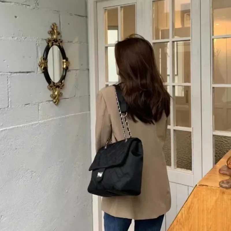 New 2024 internet celebrity Xiaoxiangfeng Lingge chain bag with large capacity nyl crossbody bag and shoulder bagXJ241029