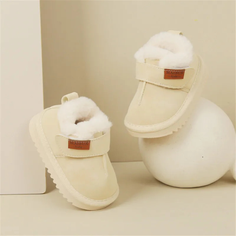 Winter Baby Shoes Leather Warm Plush Toddler Boys Shoes Rubber Soft Sole Fashion Girls Sneakers EU15-25 241028
