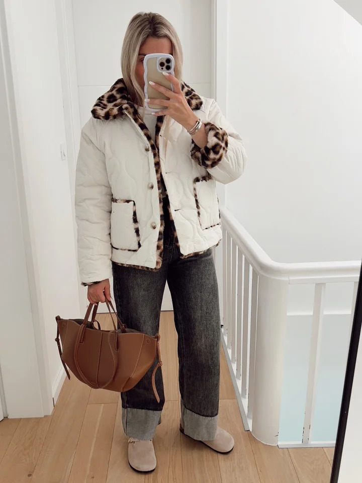 Fashion Leopard Print Reversible Quilted Jacket For Women Elegant Contrasting Lamb Wool Coats Lady Winter Street Outerwear 241028