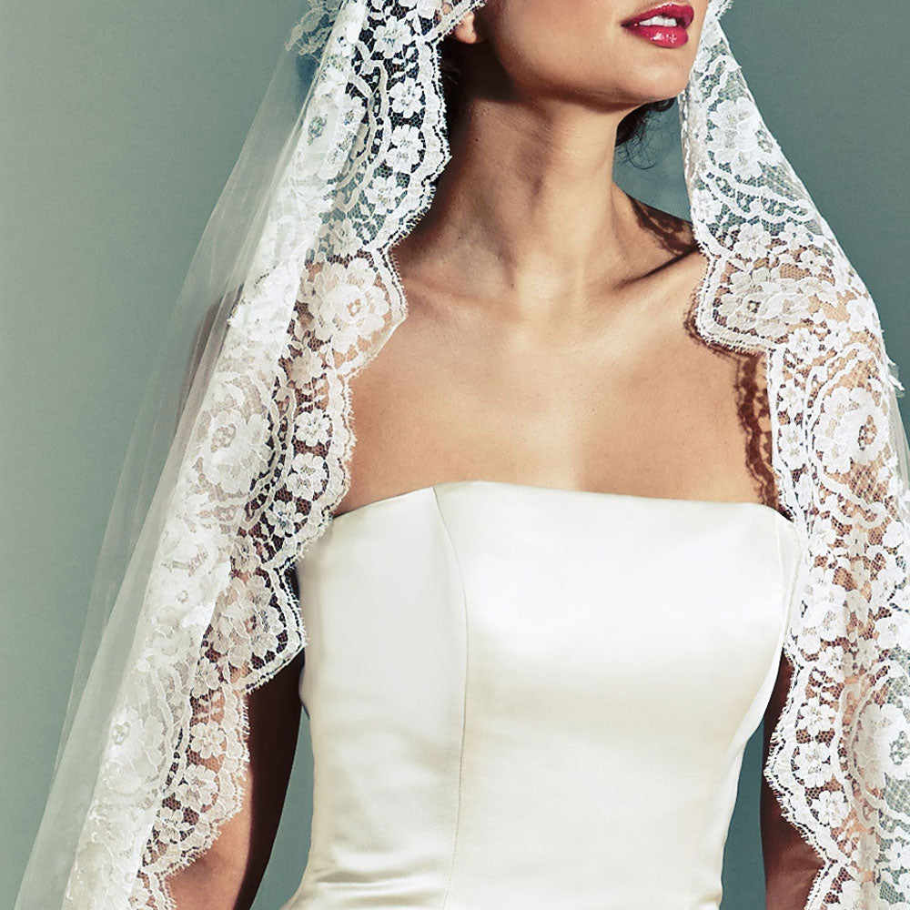 Simple Wedding Veils Appliques Lace One Layer Chapel Length Bride Veil Applique Edge Custom Made Bridal Accessories High Quality