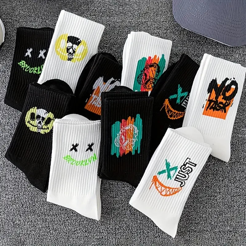 510 Pairs of HighQuality Couples Fashionable Sports Socks With Graffiti Patterns Soft and Comfortable Mens Oversized 241028