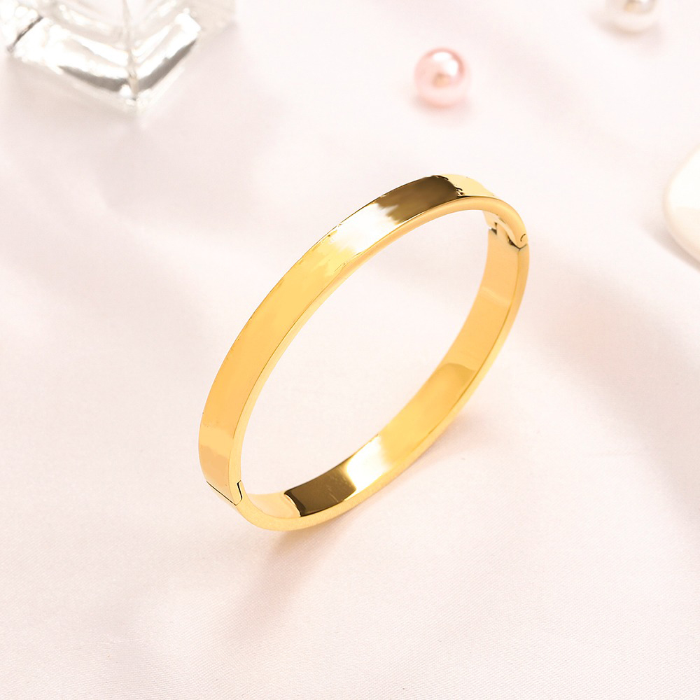 Europe America Fashion Style Bracelets Women Bangle Classic Jewelry 18K Gold Plated Stainless steel Wedding Lovers Gift Bangles Wholesale