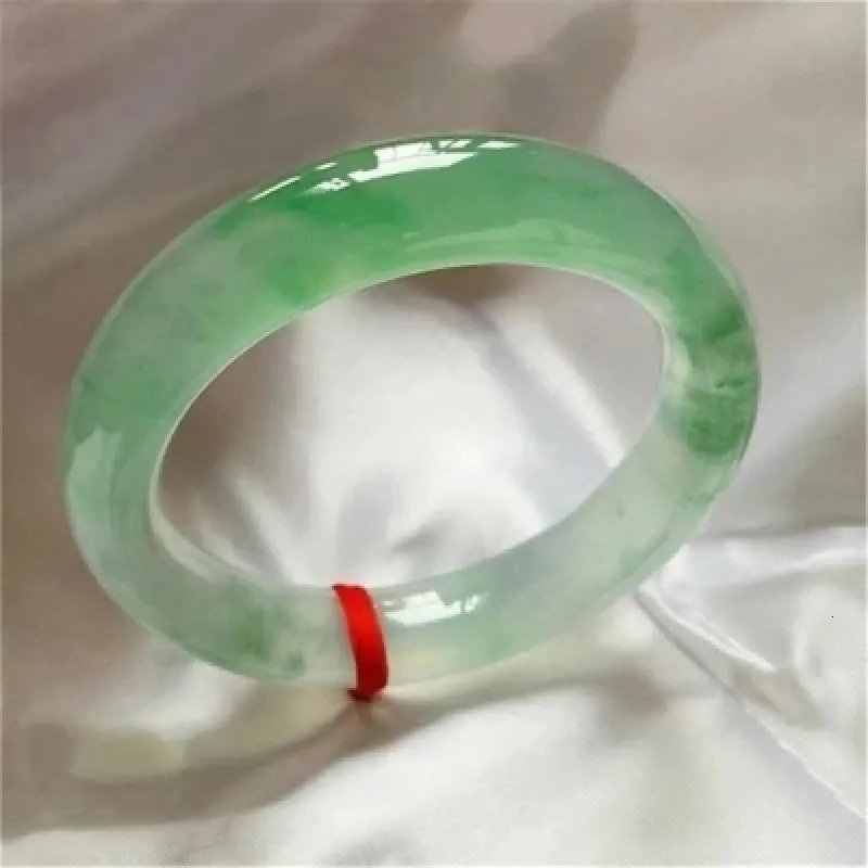 Natural Myanmar Jade Lamp Green Two tone Bracelet Elegant Princess Jewelry 241028