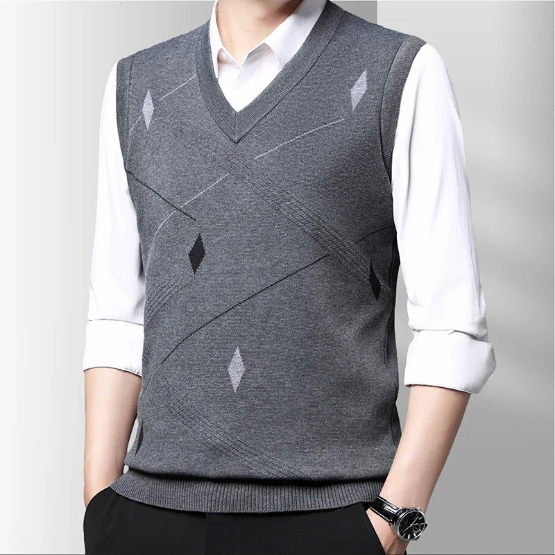 Mens Thickened Casual Sweater Tank Top Autumn and Winter Warm Vest y241024