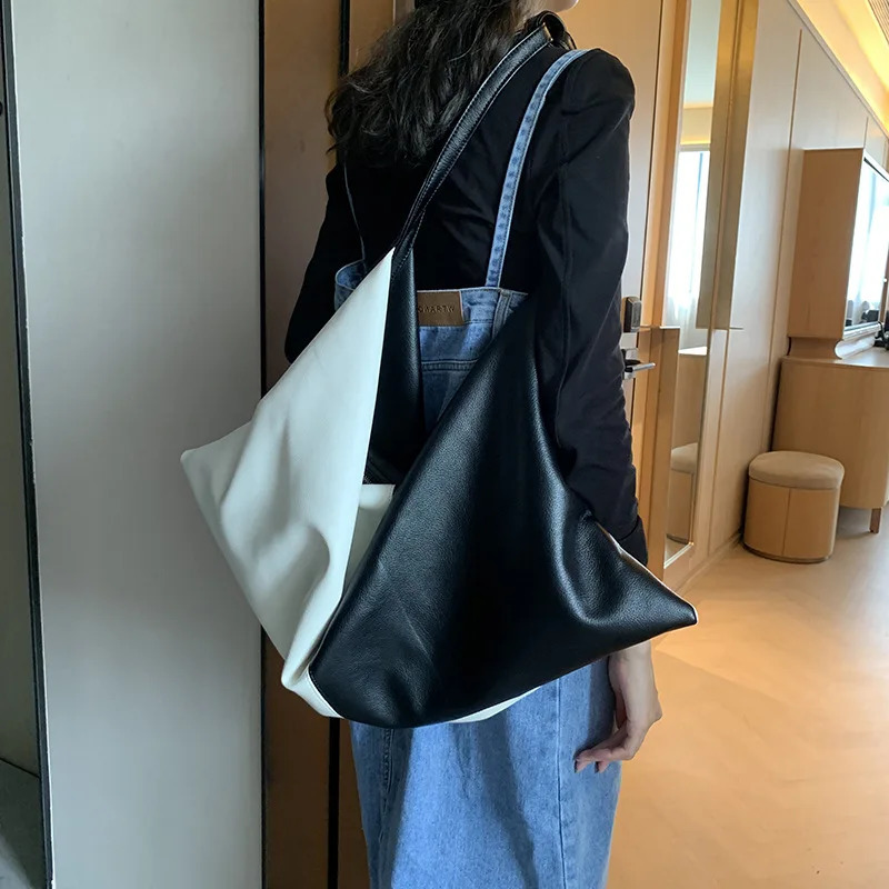 Simple large capacity black and white splicing soft PU leather large-sized shoulder Roomy handbag daily shopping bag homeless womens giant 241028