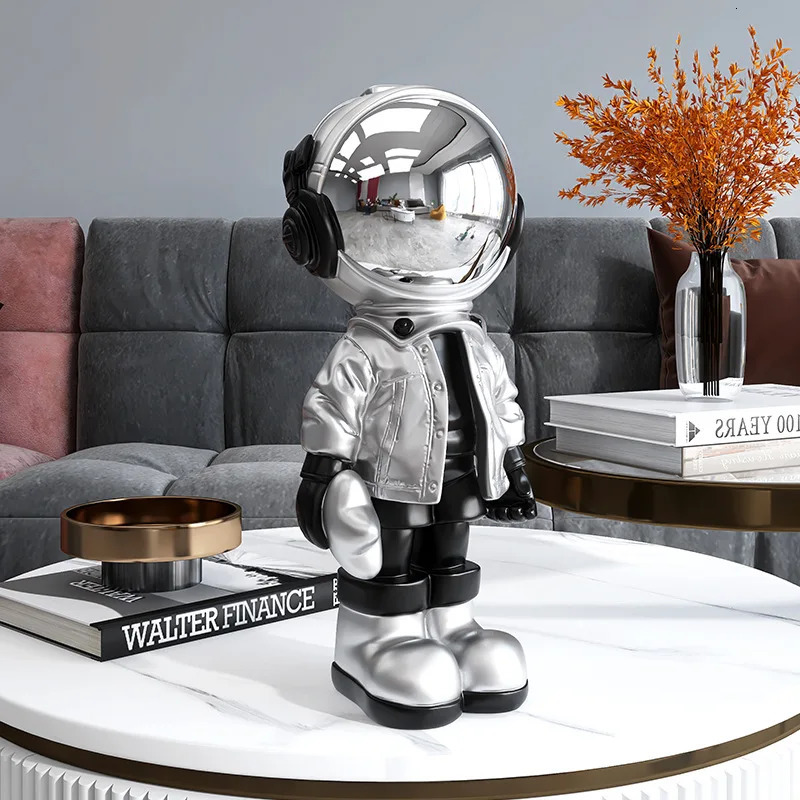 Resin Sculpture Table Decoration Electroplating Painting Astronaut Statue Room Decoration Home Decoration Sculpture Art Digital 241028