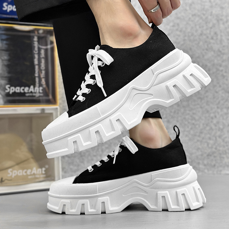 2024 new thick soled height increasing men's shoes with a casual classic toe cover low top plus size women's shoes