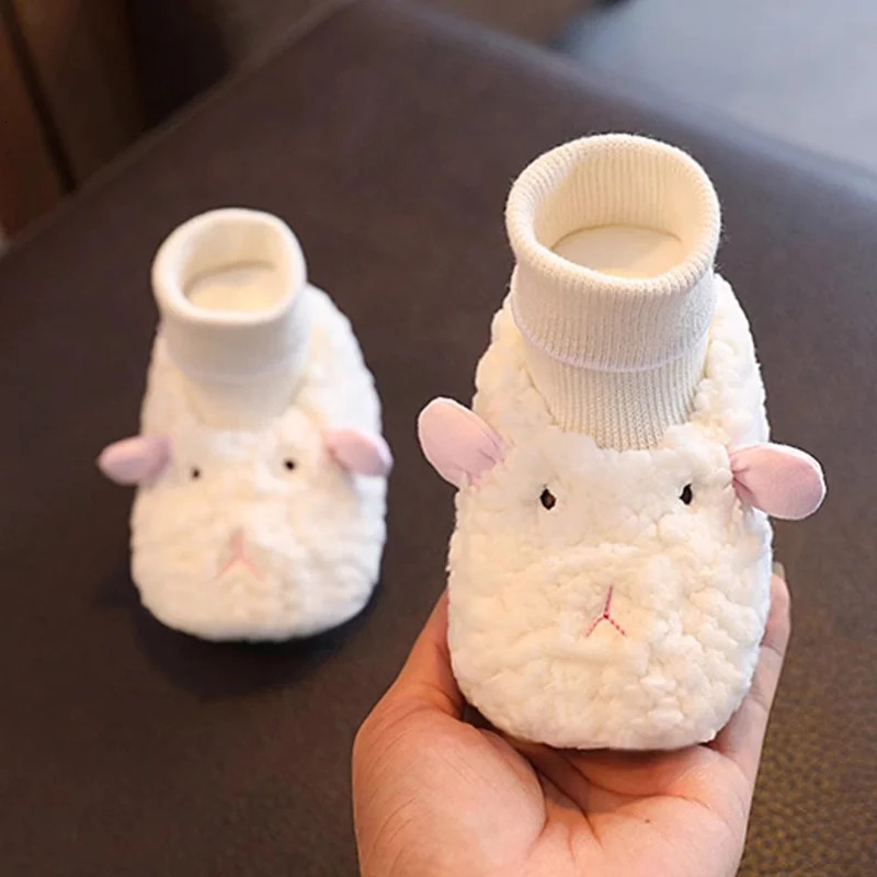 born Baby Fleece Shoes Winter Toddler Boy Girl Walkers Boots Cotton Comfort Soft Anti-slip Warm Infant Shoes 241028