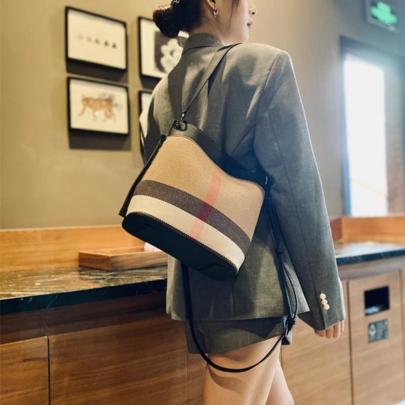 Brand Designer HandBag 2024 New Women High Capacity Casual Crossbody Bag Female Fashion Trend Genuine Leather Handbag ddmymarket