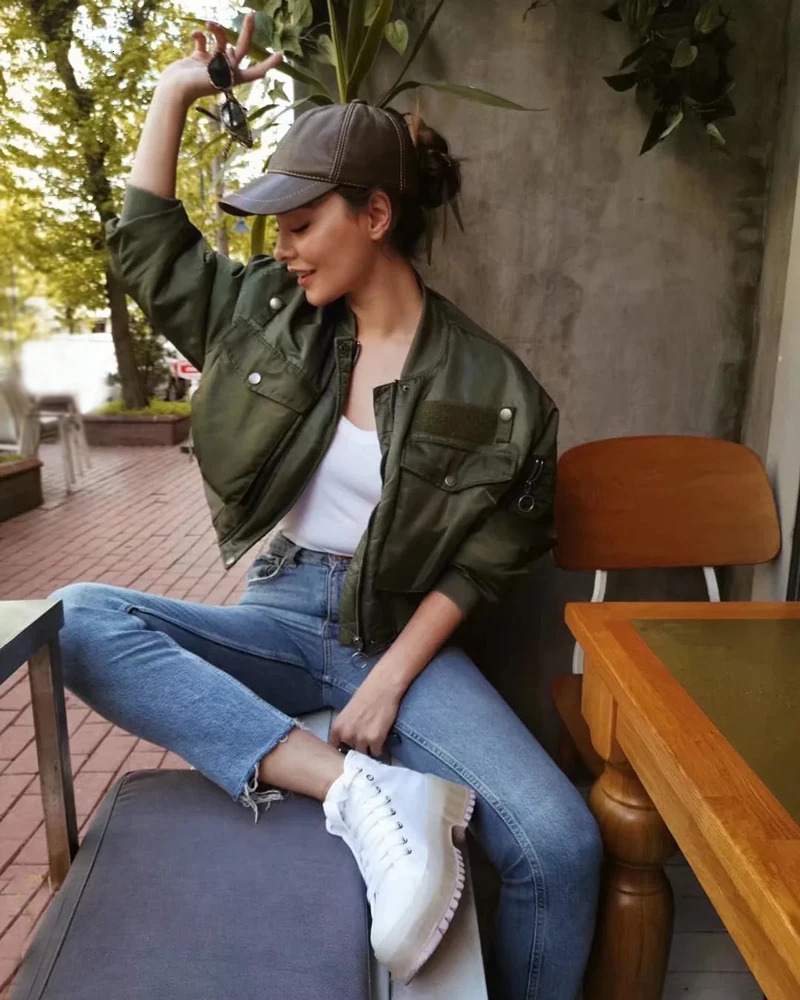 Women Contrast Pockets And Sleeves Bomber Jacket Padded In Khaki Green 241028