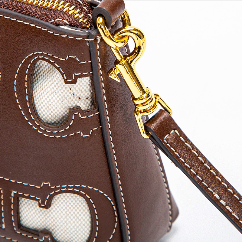 CH Women's Shoulder Beach Brand Designer Simple Atmosphere Hollow Design Temperament Crossbody Bag New High Quality ddmymoon