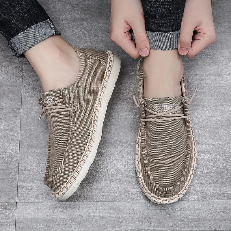 Men Plus Size Casual Denim Canvas Shoes Flat Vulcanize Shoes Fashion British er Breathable Light Men Sneakers Loafers 241028