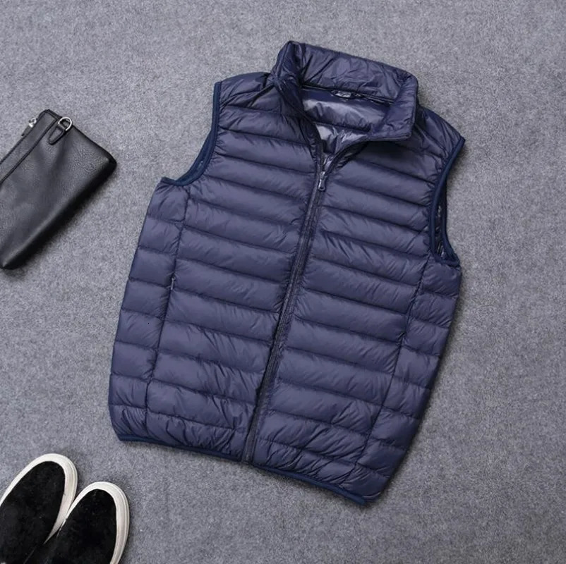 Autumn Winter Men Duck Down Vest 2023 Coat Ultralight Sleeveless Puffer Jacket Ultra Thin Lightweight Waistcoat 241024