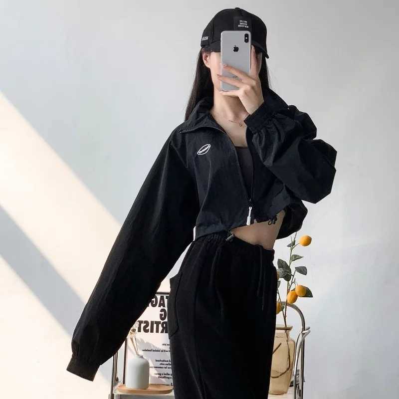 Women's Jackets Cropped Track Jacket Womens Retro Zipper Windproof Underwear Y2k Korean Fashion Gorpcore Girls White Black Short Coat Y241029KMT4