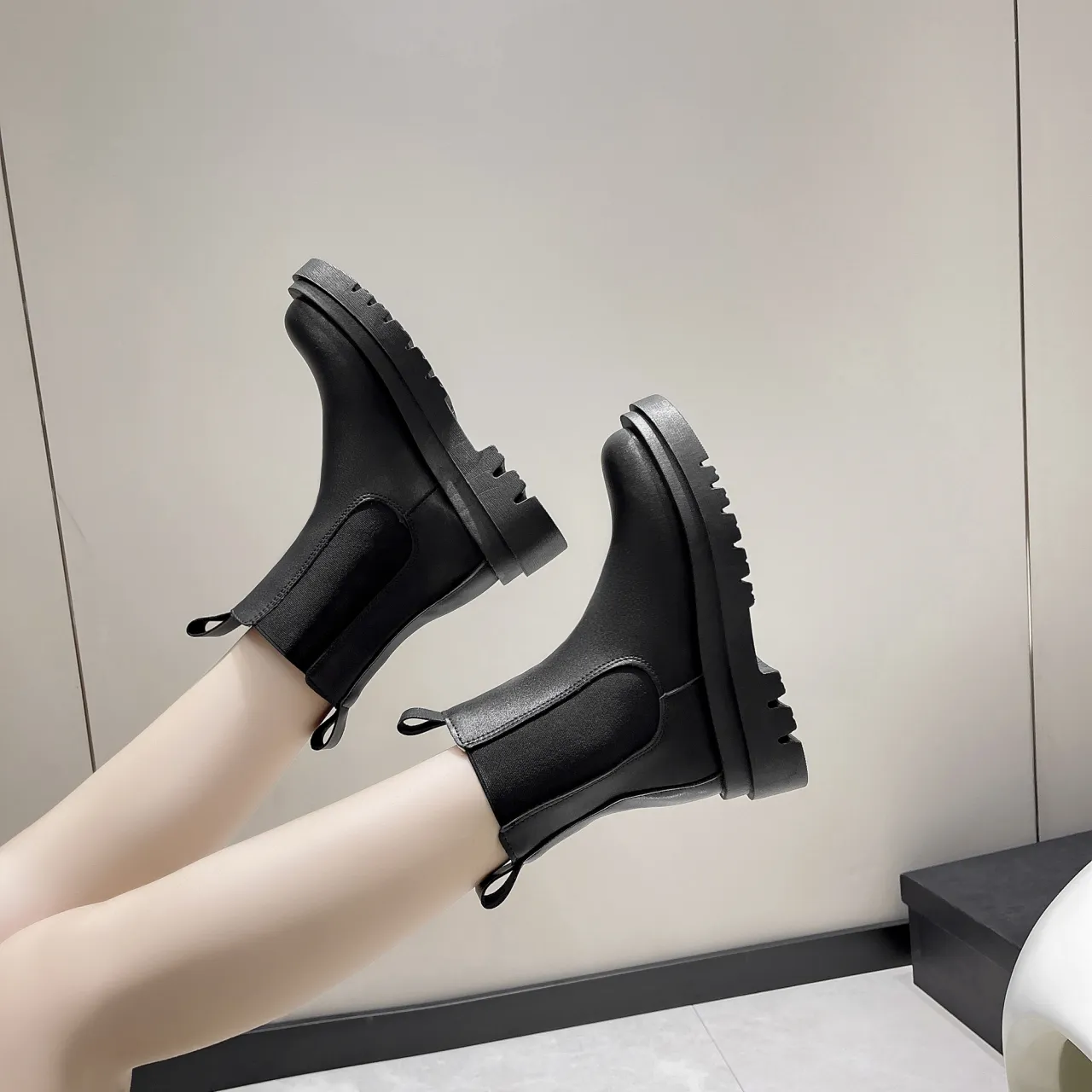 Designer Womens Boots Hot platform cold warm flat casual boots High quality stylish women's shoes