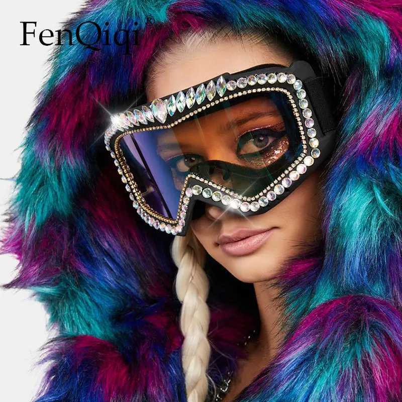 Steampunk diamond eye wearing symphonic goggles oversized snow goggles eye protection for Siam luxury rhinestone skiing goggles X241028