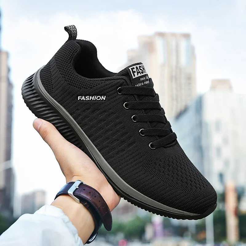 High Quality Mens black sports shoes casual and comfortable mesh sports shoes mens breathable running and fitness N-slip sports shoes T241029
