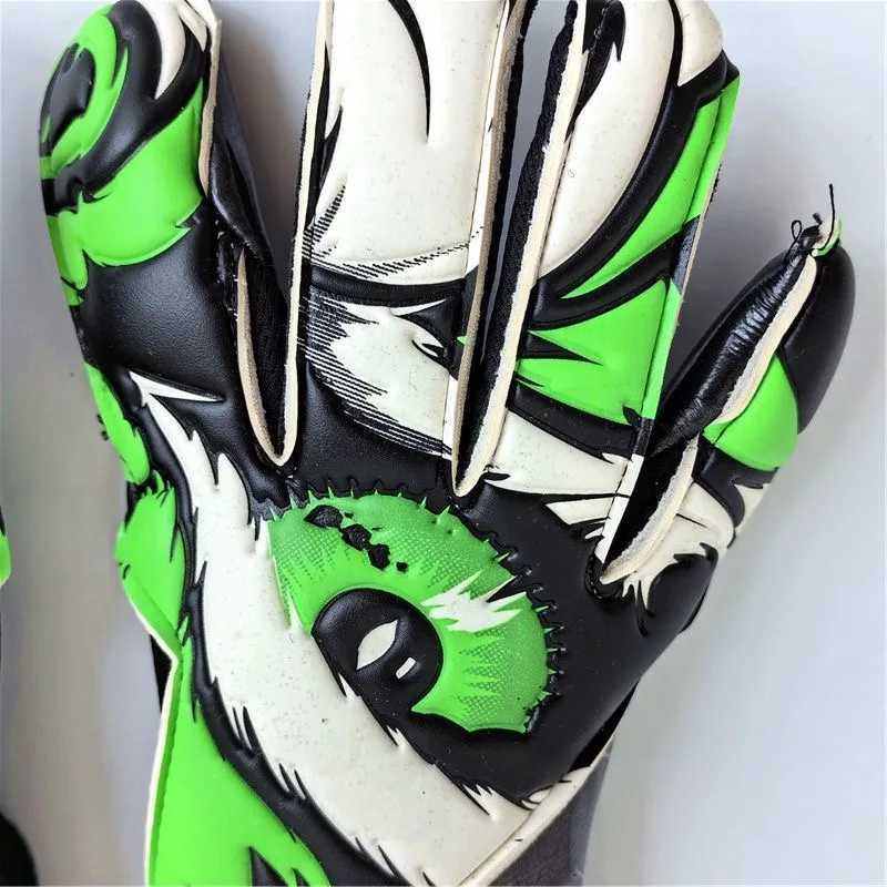 Football goalkeeper gloves VG3 tplate cut with added handbrake pad and high viscosity latex for unprotected fingersW241029