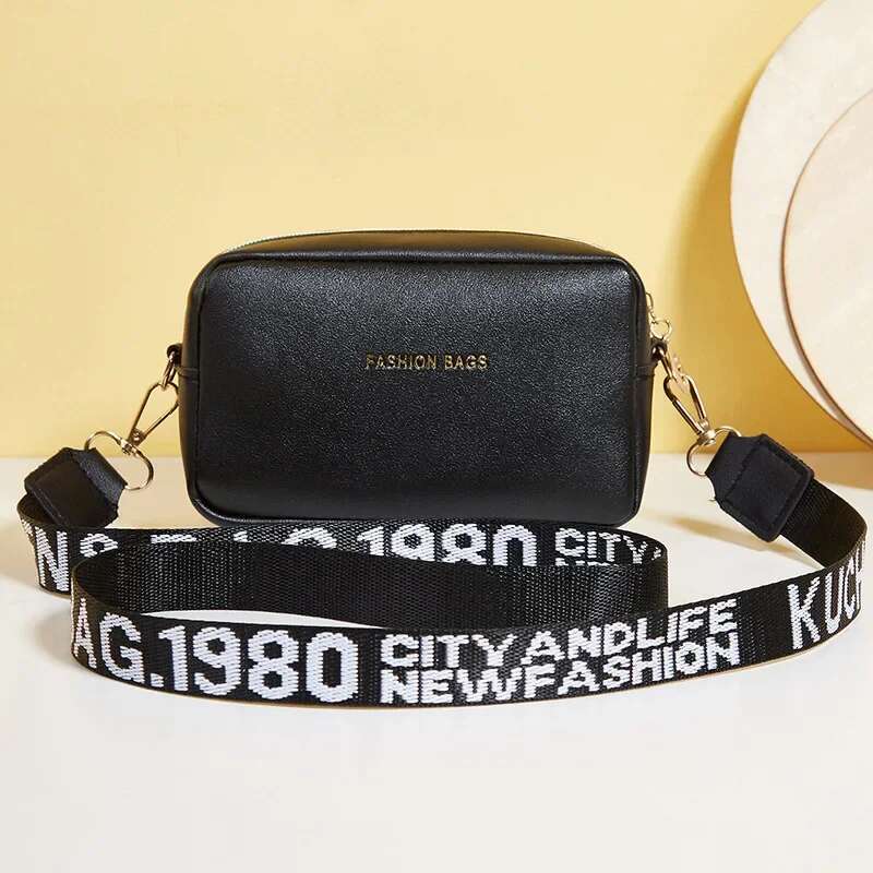 2025S Designer S New Model Solid Color PU Leather Wide Strap Crossbody Bag Simple Style Small Shoulder Bags For Women Female Phone Purse Messenger Han