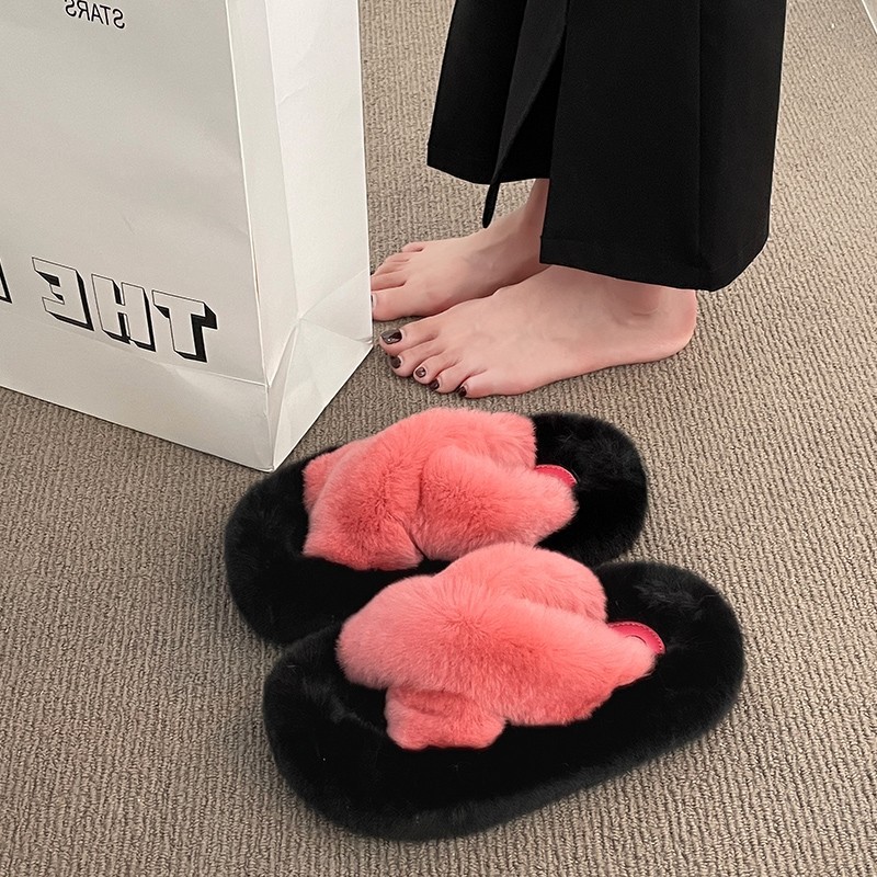 Fluffy slippers women wear autumn and winter new thick soled increase plush slippers indoor flat slippers
