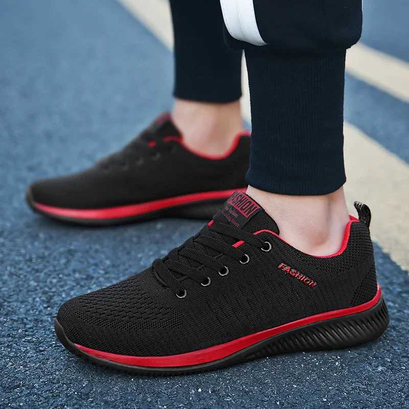 High Quality Mens black sports shoes casual and comfortable mesh sports shoes mens breathable running and fitness N-slip sports shoes T241029