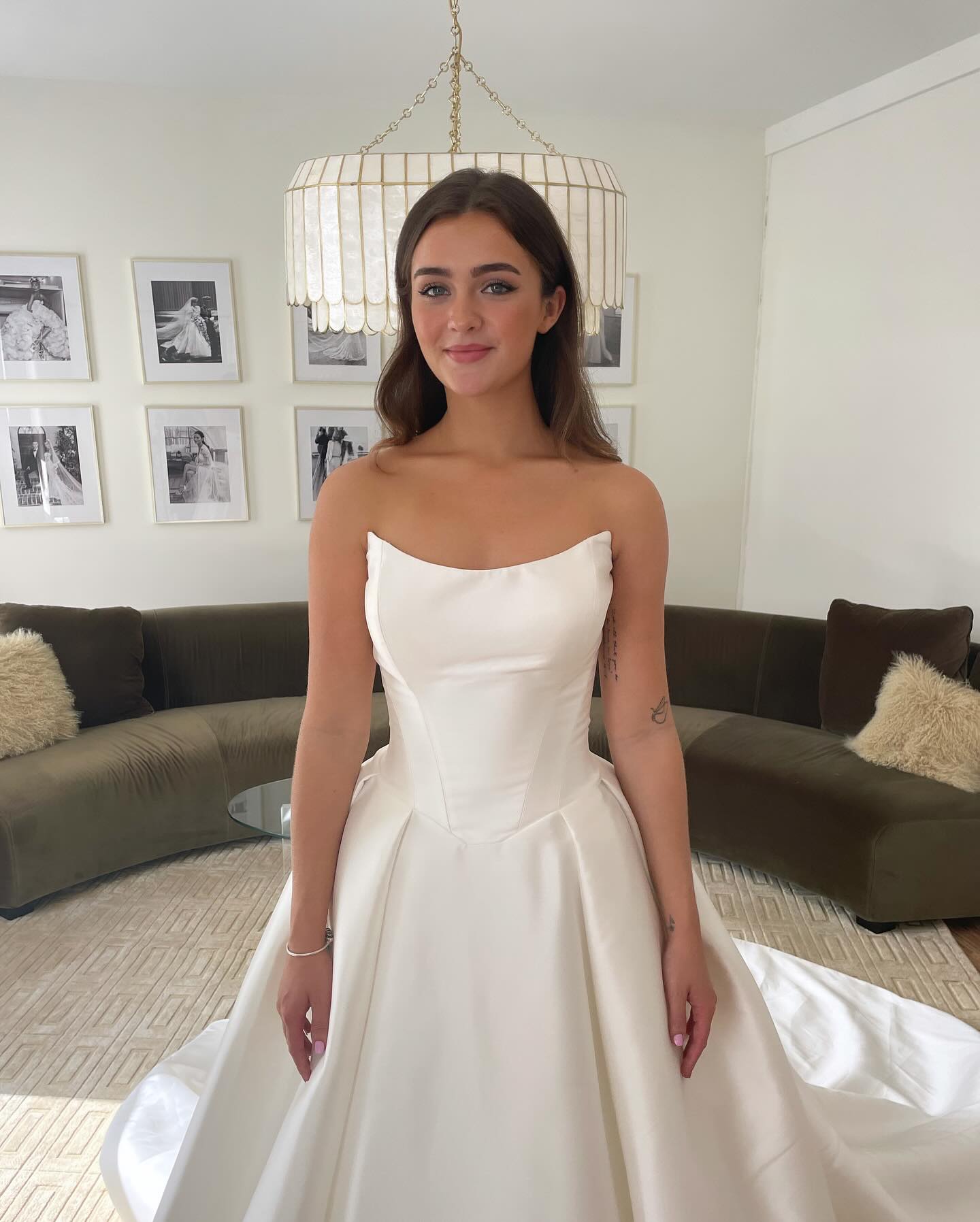 Modern White Ivory Satin Wedding Dresses For Summer Beach Boho Bridal Gowns A Line Strapless Ruched Skirt Backless robe de mariee BC18290F09