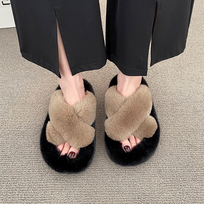 Fluffy slippers women wear autumn and winter new thick soled increase plush slippers indoor flat slippers