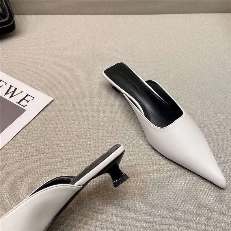 Summer New Low Heel Close Toe Outdoor Mules Casual Pumps Street Style Woman Sandals Slip on Half Slippers Loafers