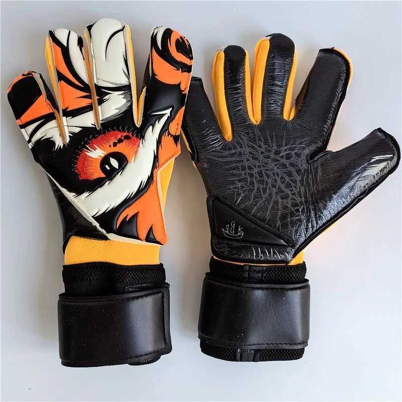 Football goalkeeper gloves VG3 tplate cut with added handbrake pad and high viscosity latex for unprotected fingersW241029