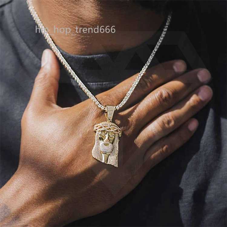 Jesus Face Head Custom Pendant Necklace moissanite Diamond Factory Wholesale Fine Jewelry Christian Jesus Pendant