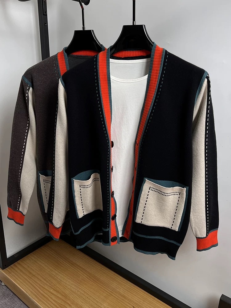 High end Brand Men Cardigan 2024 Autumn Winter New Collection Fashion Casual V-neck Knitted Sweater Trendy splicing coat