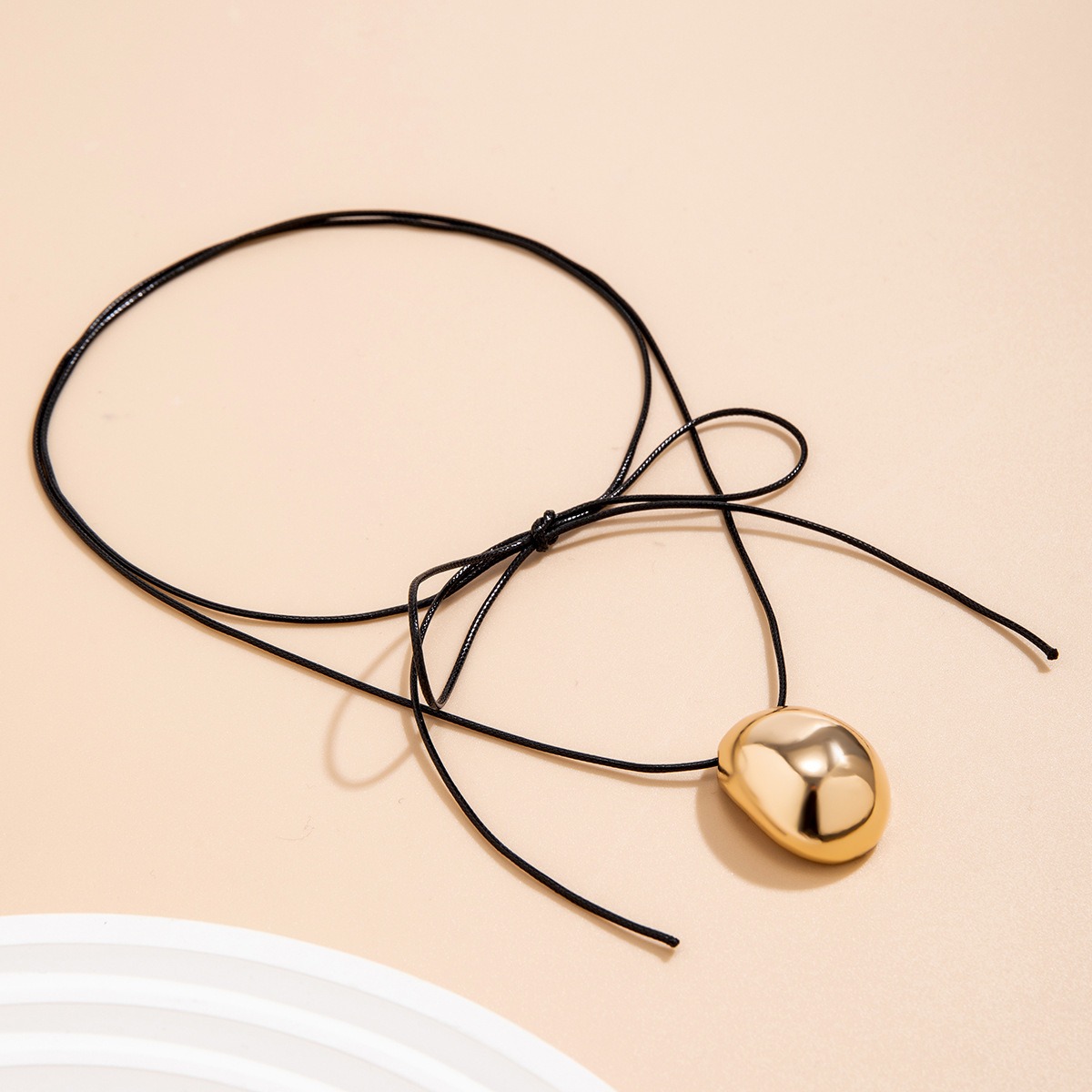 European and American Style Exaggerated Geometric Egg Noodles Women's Versatile Drawstring Necklace with Sweet and Cool Design Collar Accessories