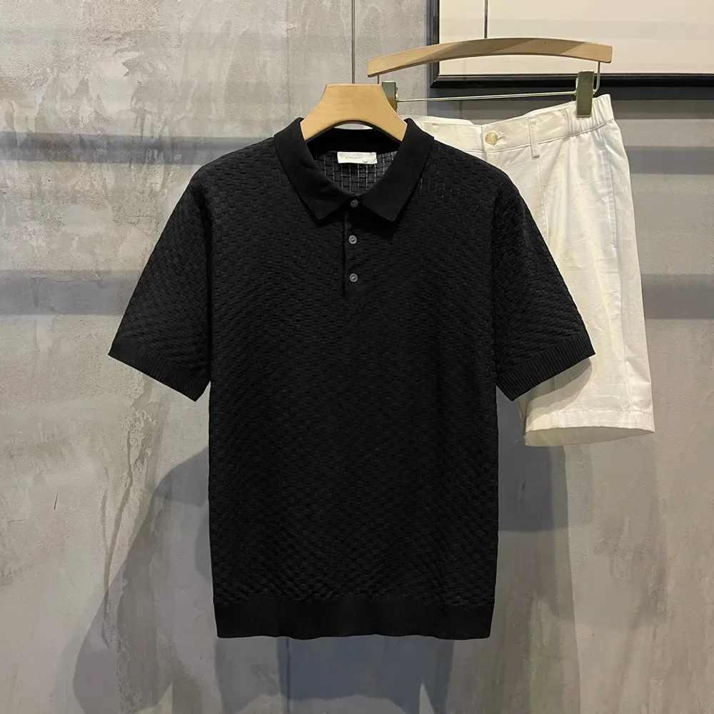 Spring Summer Knit Solid Color Plaid Texture Lapel Loosefit Polo Light Mens Breathable Casual Shirt Trendy 241029