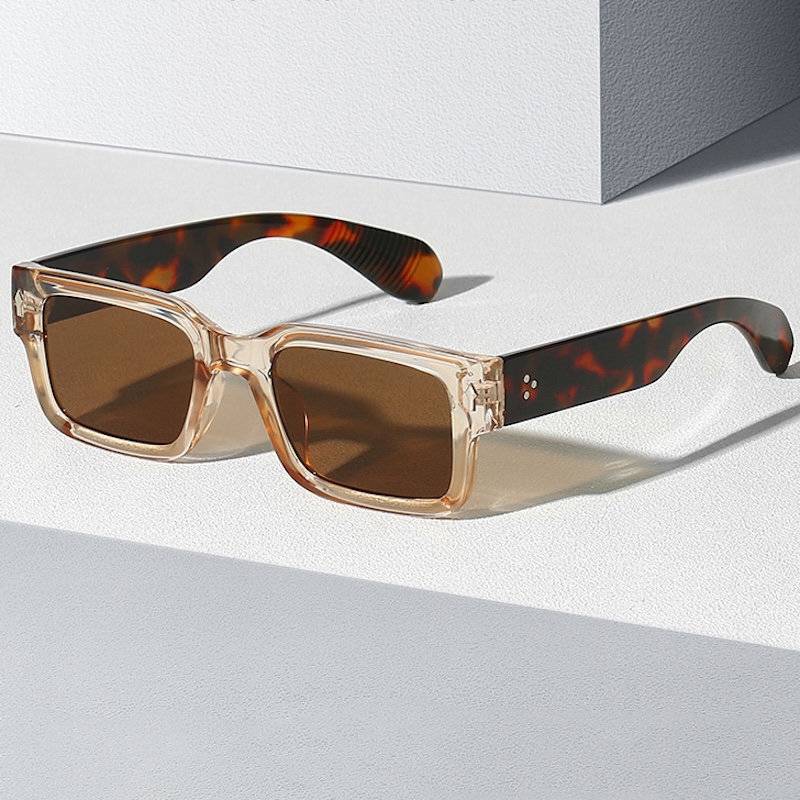 White Square Sunglasses Men Women Steampunk Personalized Designer Retro Vintage Fashion Rectangle Goggles Gothic Thick Y2K Cyberpunk Futuristic Cool S