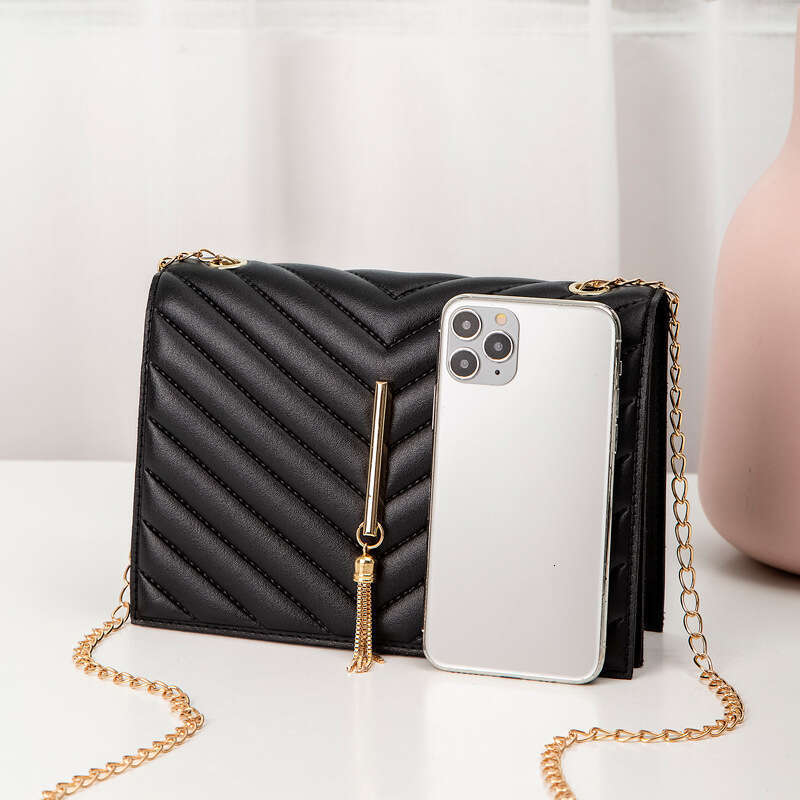 Women Trend Crossbody Fashion V Pattern Lattice Small New Shoulder Bag