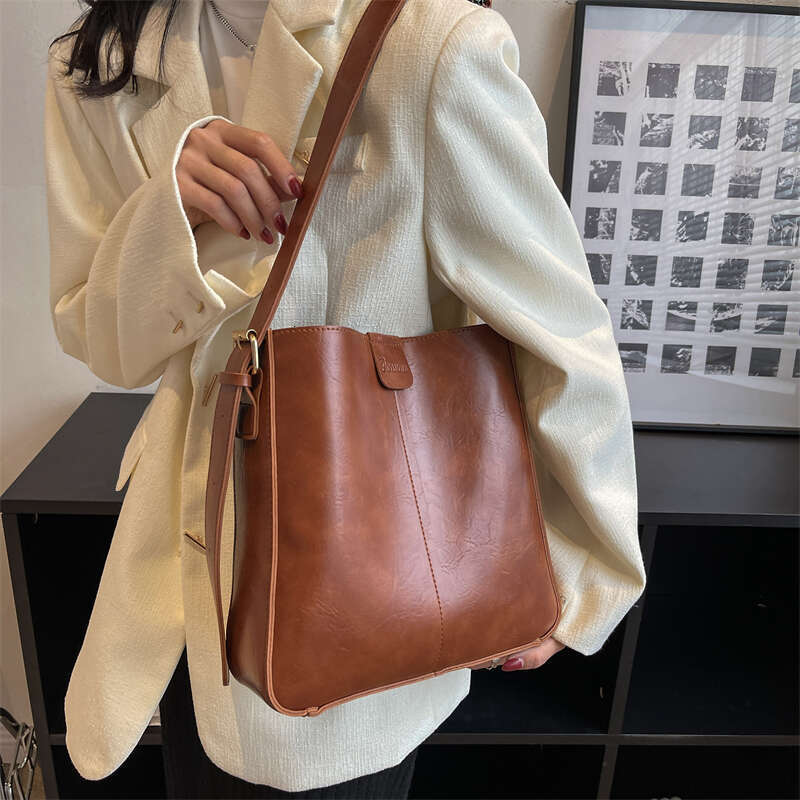 Retro Shoulder Tote Bag Set For Women Wide Strap Soft PU Leather Crossbody Bags With Small Purse Large Capacity Shoppers