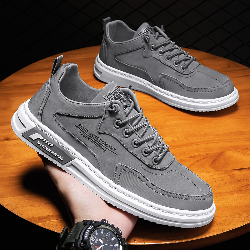 2024 Spring Men's New Canvas Shoes Trendy and Versatile Casual Sports Board Shoes Anti slip and Wear resistant