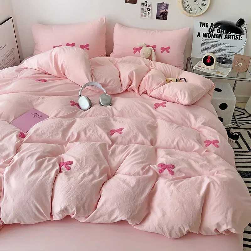 Cute pink bow down duvet cover set 3D embroidered bedding pink bedding set comfortable queen comfortable bedding suitable for girls children and teena