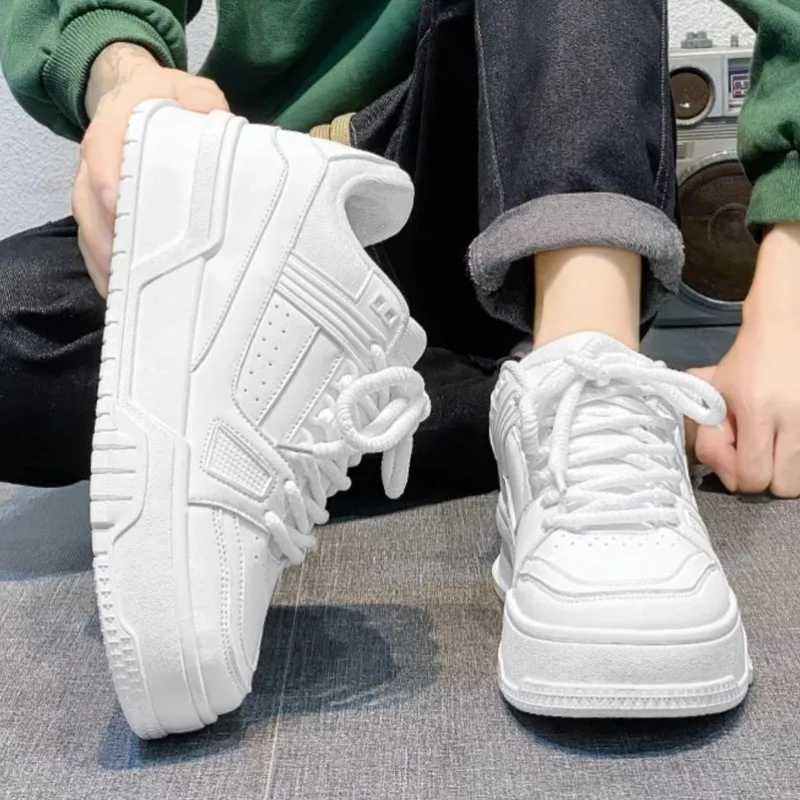 High Quality Mens Sports Shoes Luxury Brand Lace Skateboarding Shoes Thick soled Versatile Vulcanized Shoes Zapatillas Hombre T241217