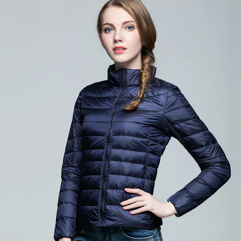 90% ultra-thin down jacket for women in autumn and winter ultra-thin short hooded warm white duck down jacket for women 241030