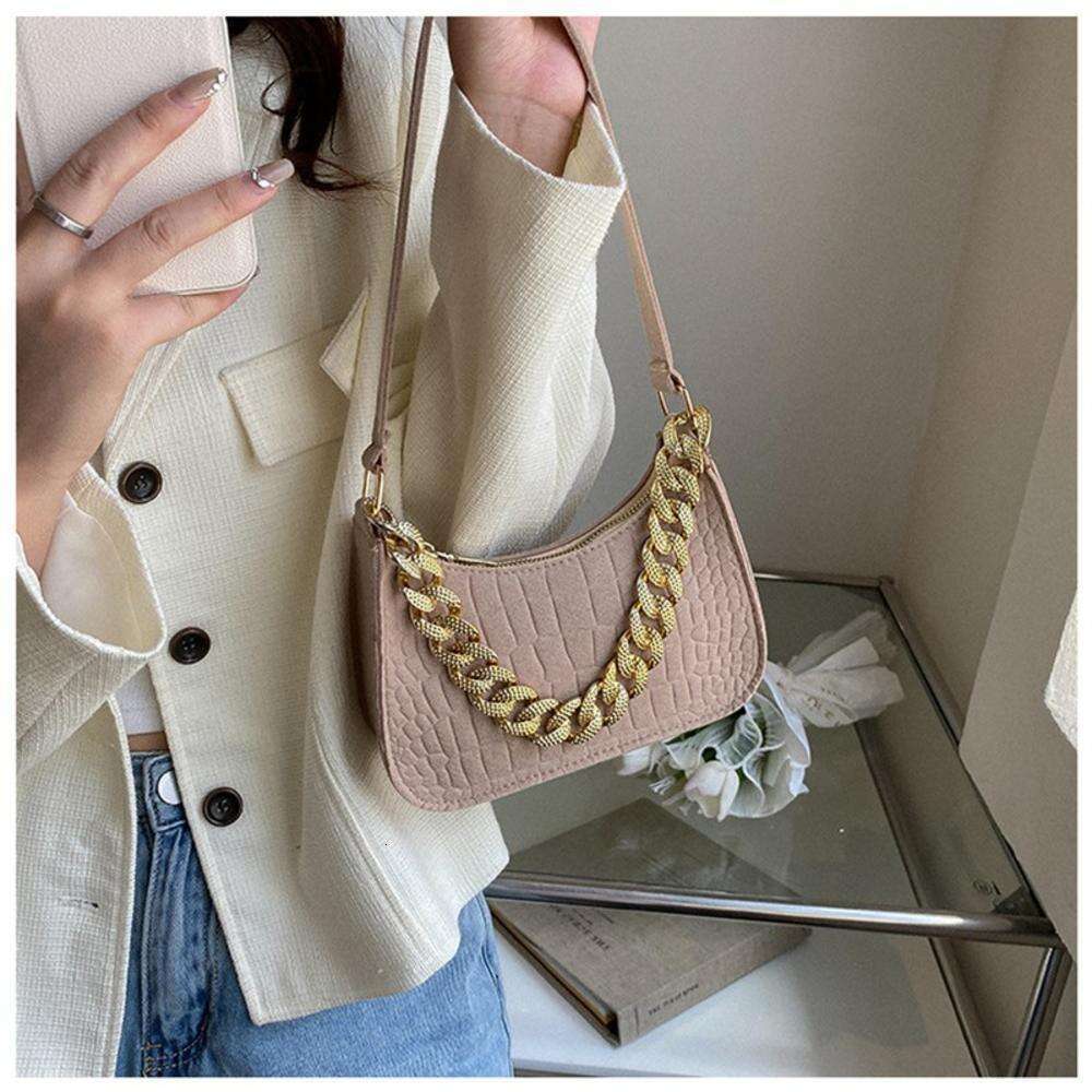 Brand Handbags Summer Metal Chain Shoulder Bag Women Office Party Handbag Elegant Ladies Fashion Clutch Bags New