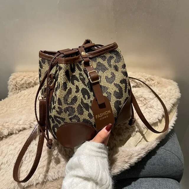 Leopard Small PU Leather Women Bucket Crossbody Bags 2024 Fall Designer Shoulder Bag Brand Ladies Handbag Lady Trend Tote