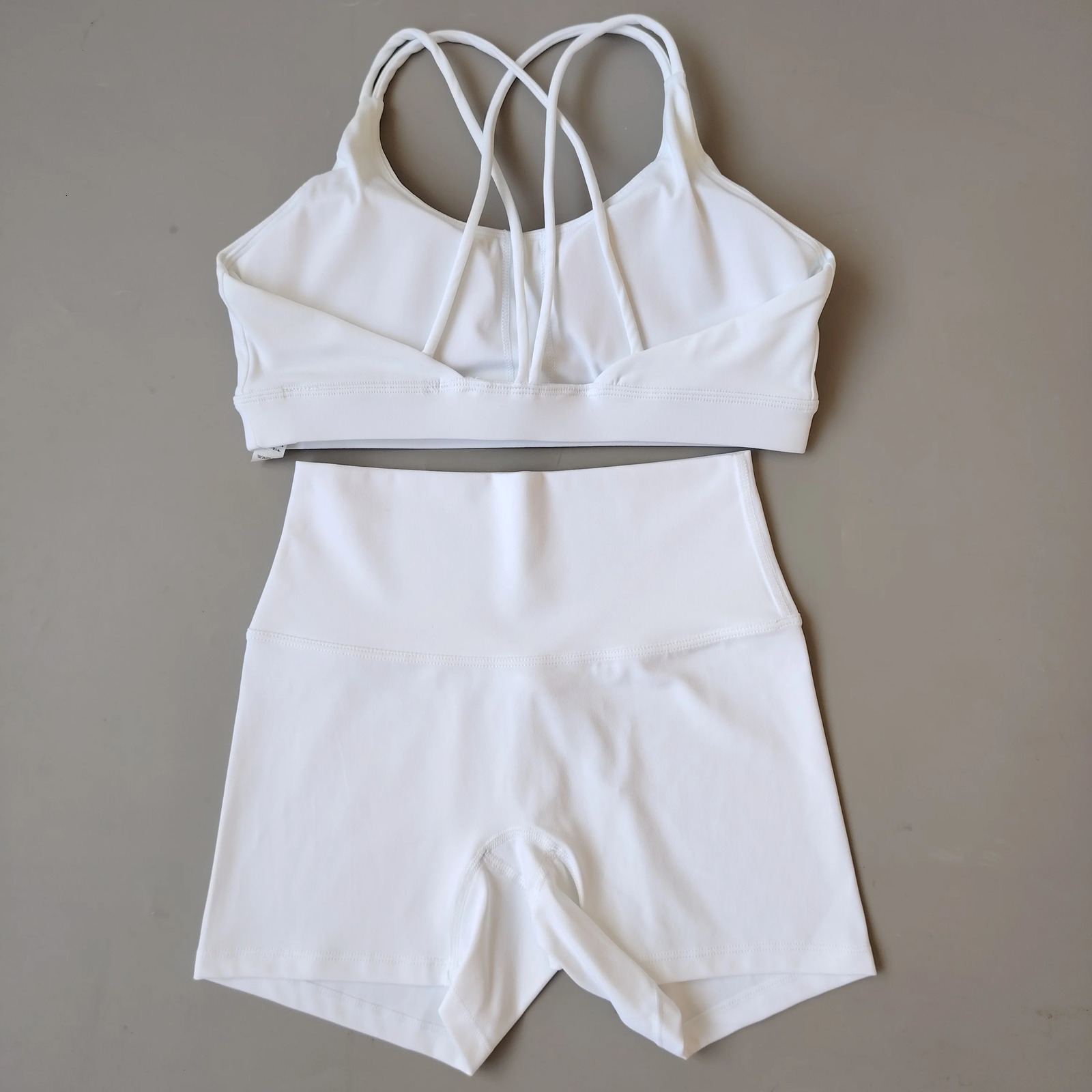 Gym 2-Piece Women Yoga Suit Shorts Running Exercise Pilates Sexy Fitness Suit Fashionable Spicy Girl Sportswear Shorts Set Soft 241029