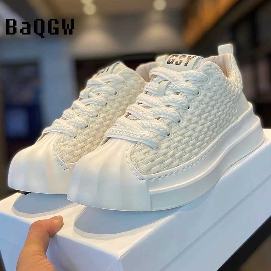High Quality Designer Striped Pahwork Breathable Shoes Man Fi Soft and Lightweight Skateboarding Sneakers Camel Summer Shoes Trend T241029