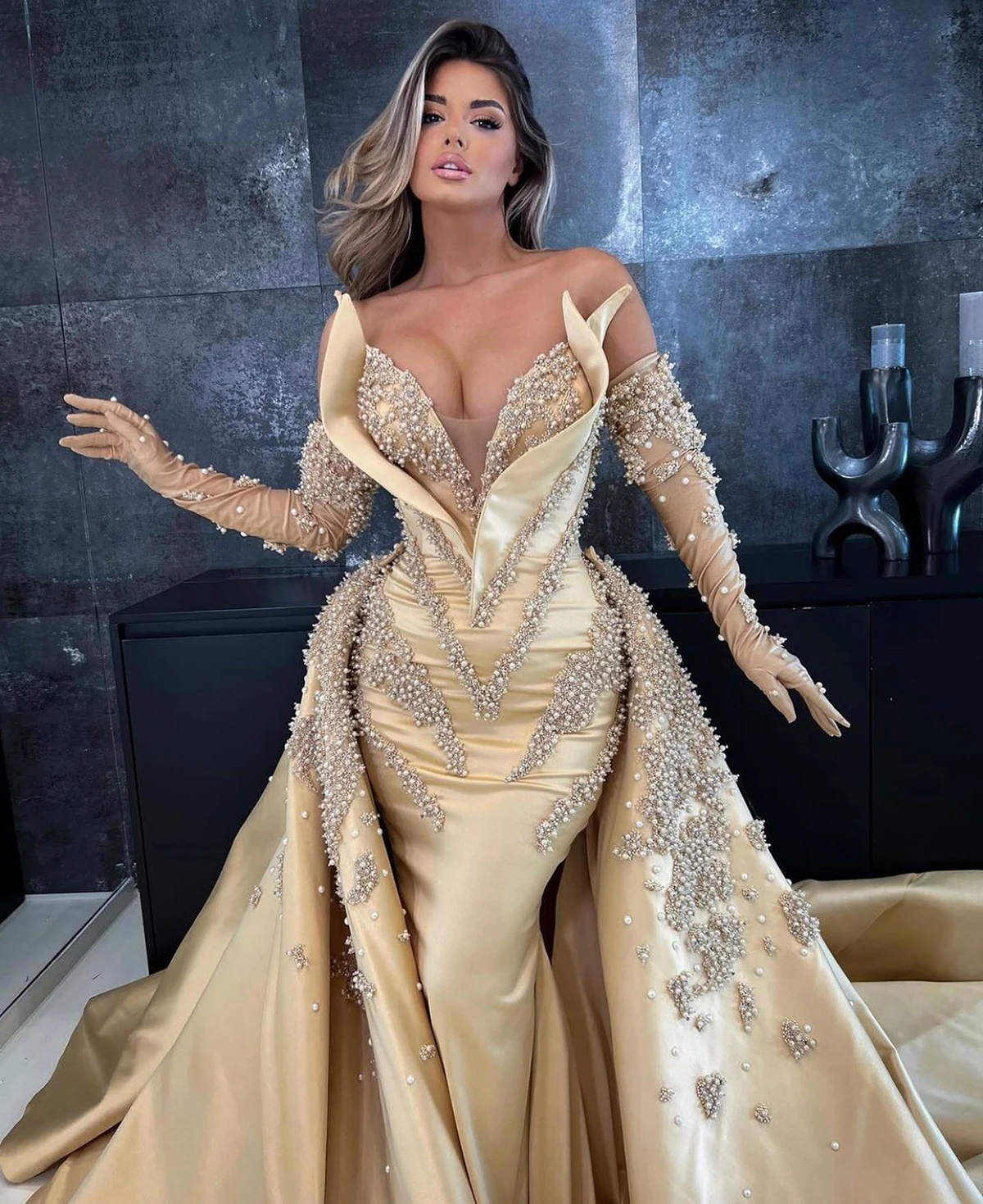 Pearls Evening Beading Strapless Prom Gowns With Detachable Train Sleeveless Party Dresses Custom Made Vestidos De Noche 0220